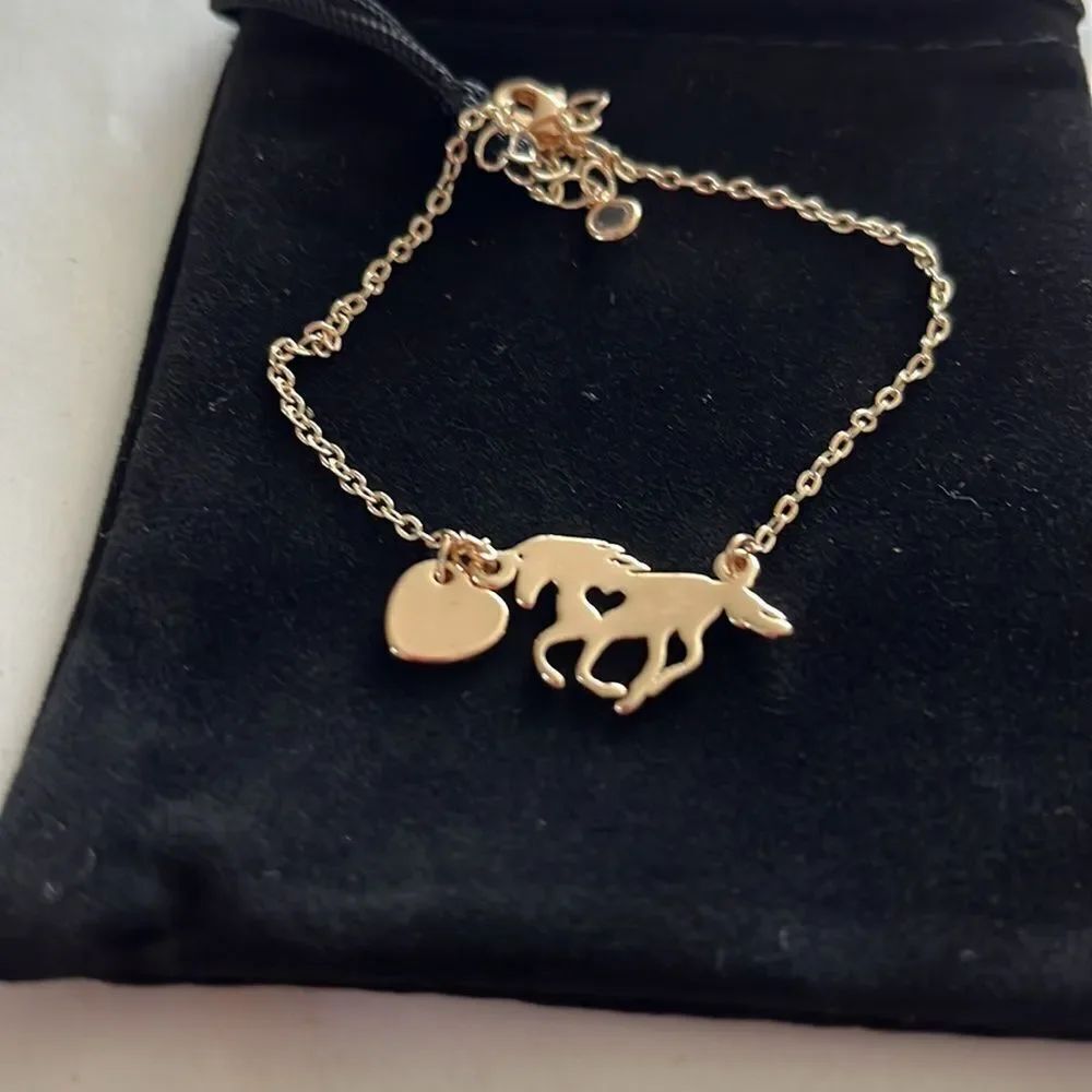 Beautiful Bracelet - Picture 2 of 2